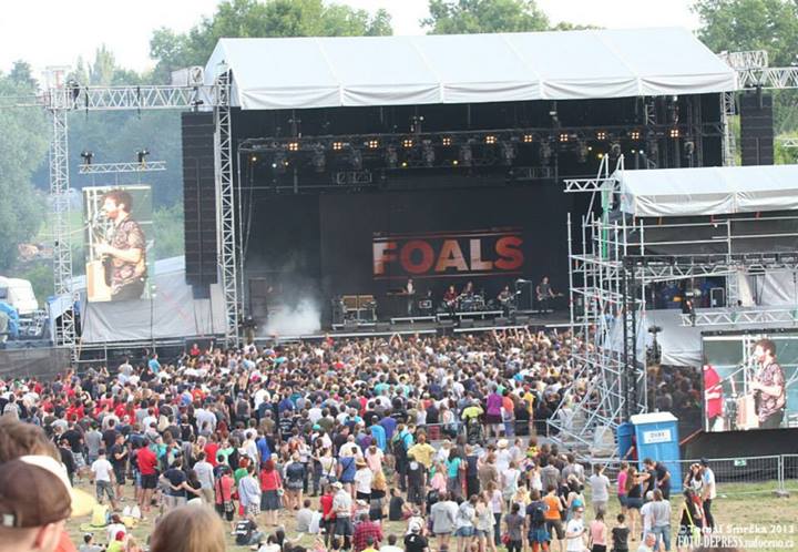 Foals / Tomáš Smrčka - foto-depress.nafoceno.cz