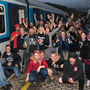 Punkový koncert ve vlaku podpořil dobrou věc