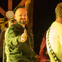 Úvodní koncert open air sezóny na Vlčtejně poznamenalo počasí