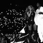 Beyoncé a její Young Forever/Halo