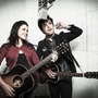 Deska Norah Jones a Billieho Joea Armstronga k poslechu