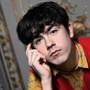 Declan McKenna znovu v Praze; své fanoušky pozval do svého nového světa