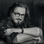 Vychází posmrtné Stypkovo album Dýchej. David v něm zpívá o naději.
