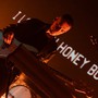 Na vlně energie a barev: I Love You Honey Bunny roztančili Palác Akropolis
