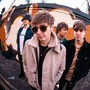 The Sherlocks v Café v Lese; znovu na místě činu