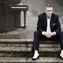 Hugh Laurie alias doktor House se vrací do Čech