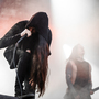 První den festivalu Brutal Assault byl pestrý po všech stránkách