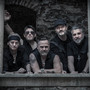 Bohumínská legenda Grog je v novém singlu obklopena stíny